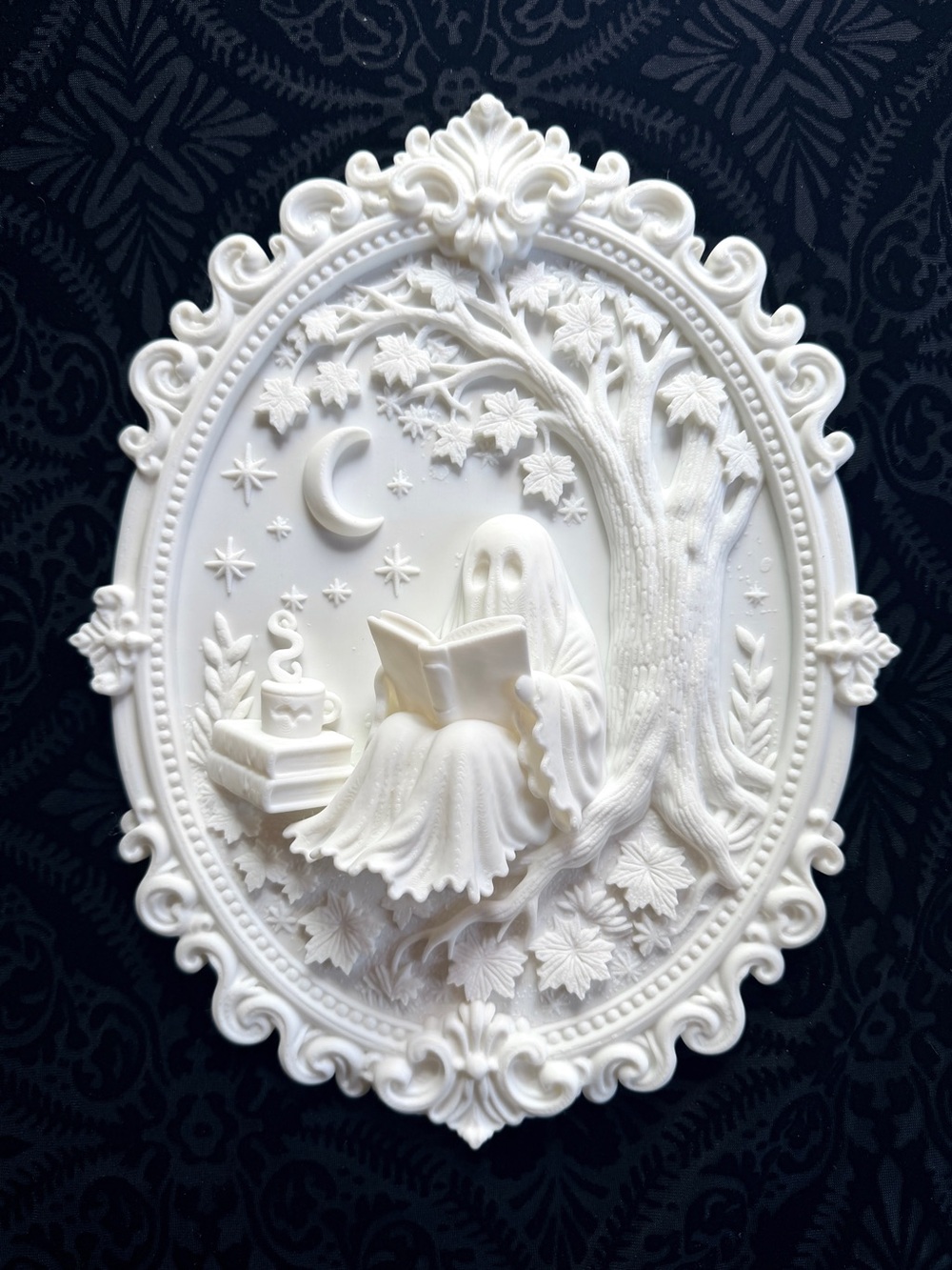 White Ghost Reading Victorian Frame Wall Plaque
